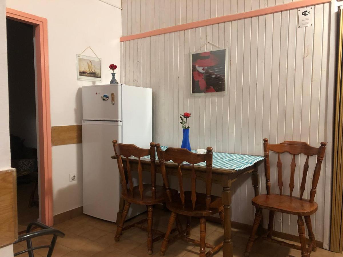 Nar Apartment Mrljane 外观 照片