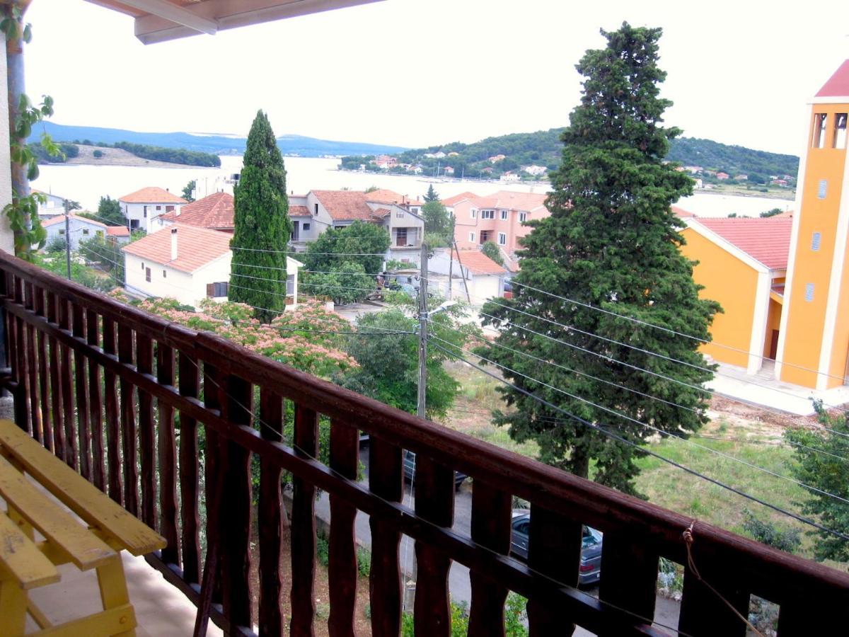Nar Apartment Mrljane 外观 照片