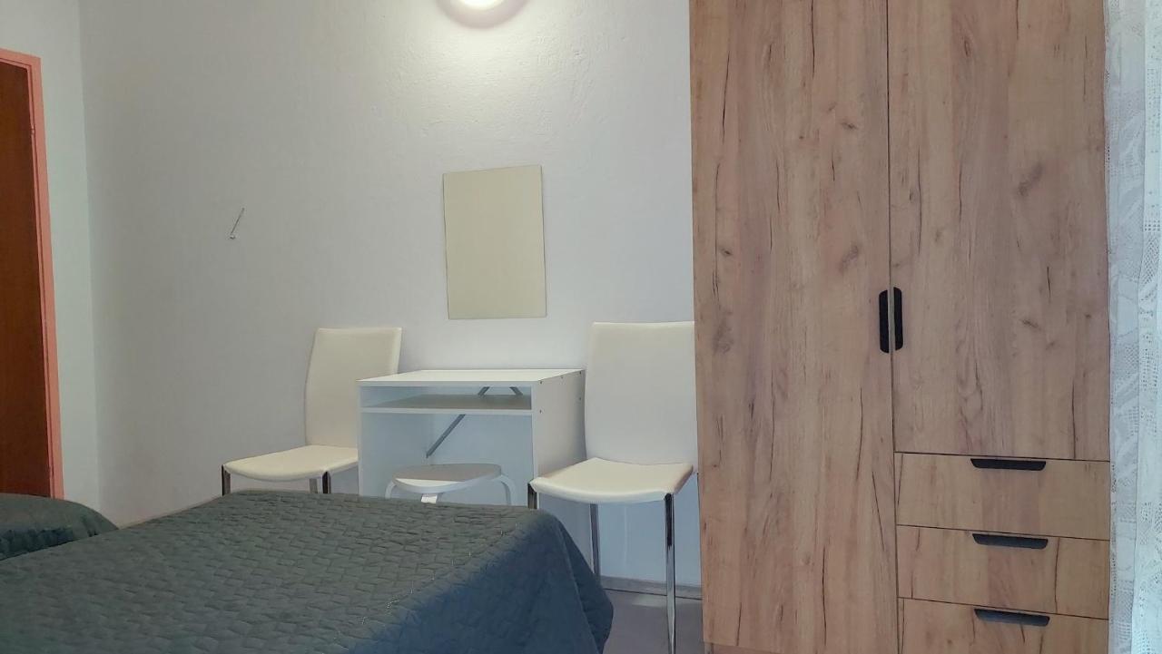 Nar Apartment Mrljane 外观 照片
