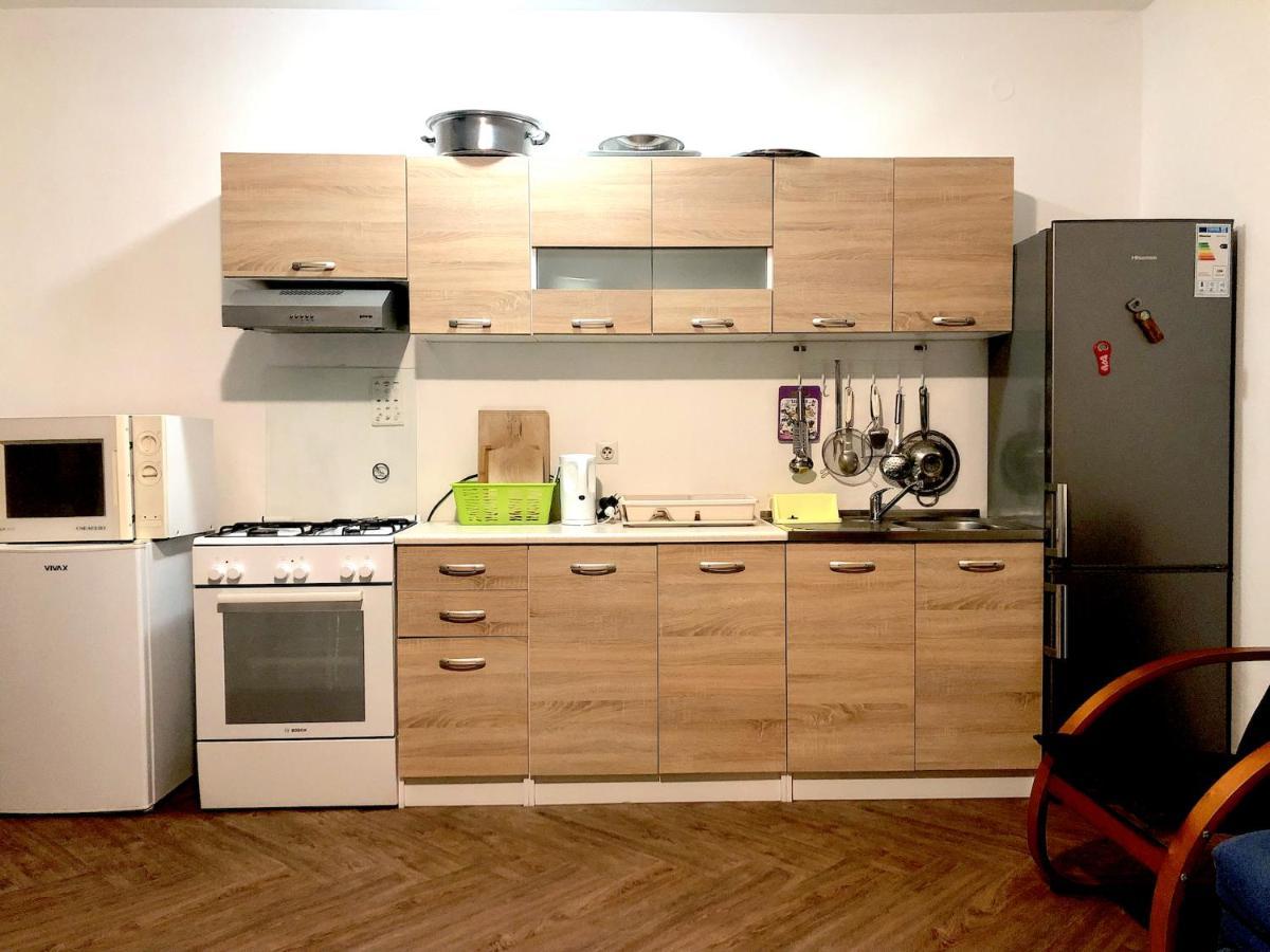 Nar Apartment Mrljane 外观 照片